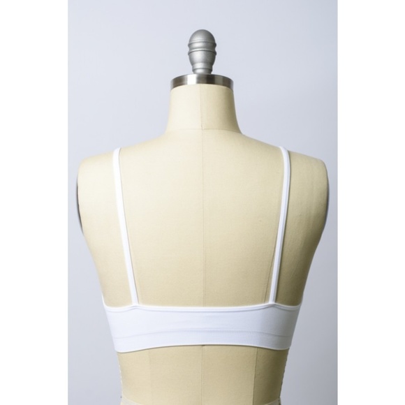 White Interwoven Strappy Front Bralette - Picture 4 of 4
